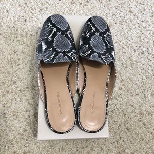 BANANA REPUBLIC Snake Print Mules/Slides SIZE 8.5